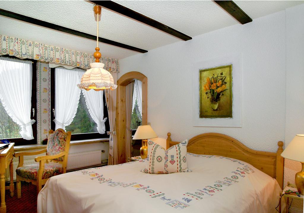 Wellness Und Romantik Hotel Helmboldt Bad Sachsa Rum bild
