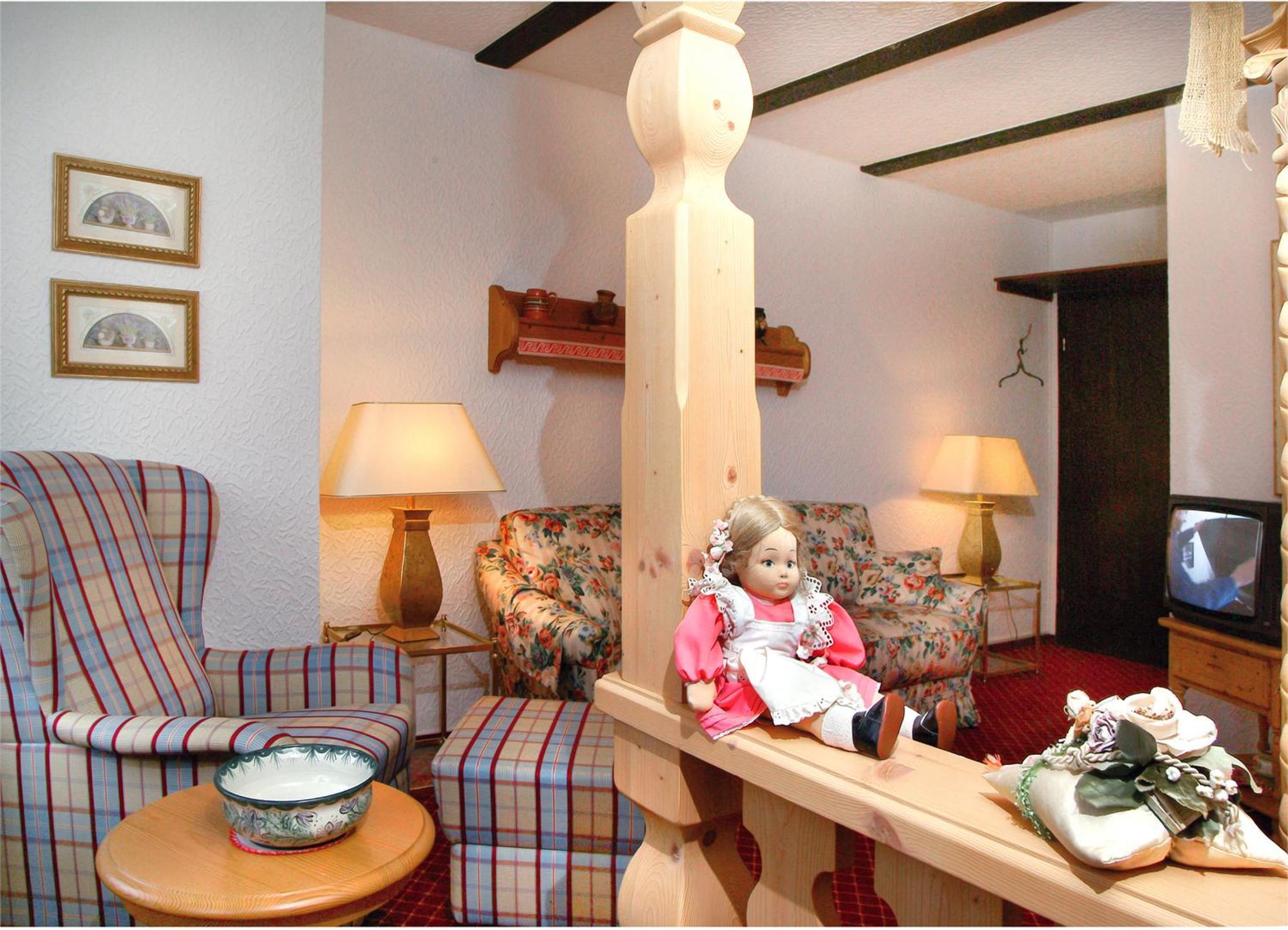 Wellness Und Romantik Hotel Helmboldt Bad Sachsa Rum bild